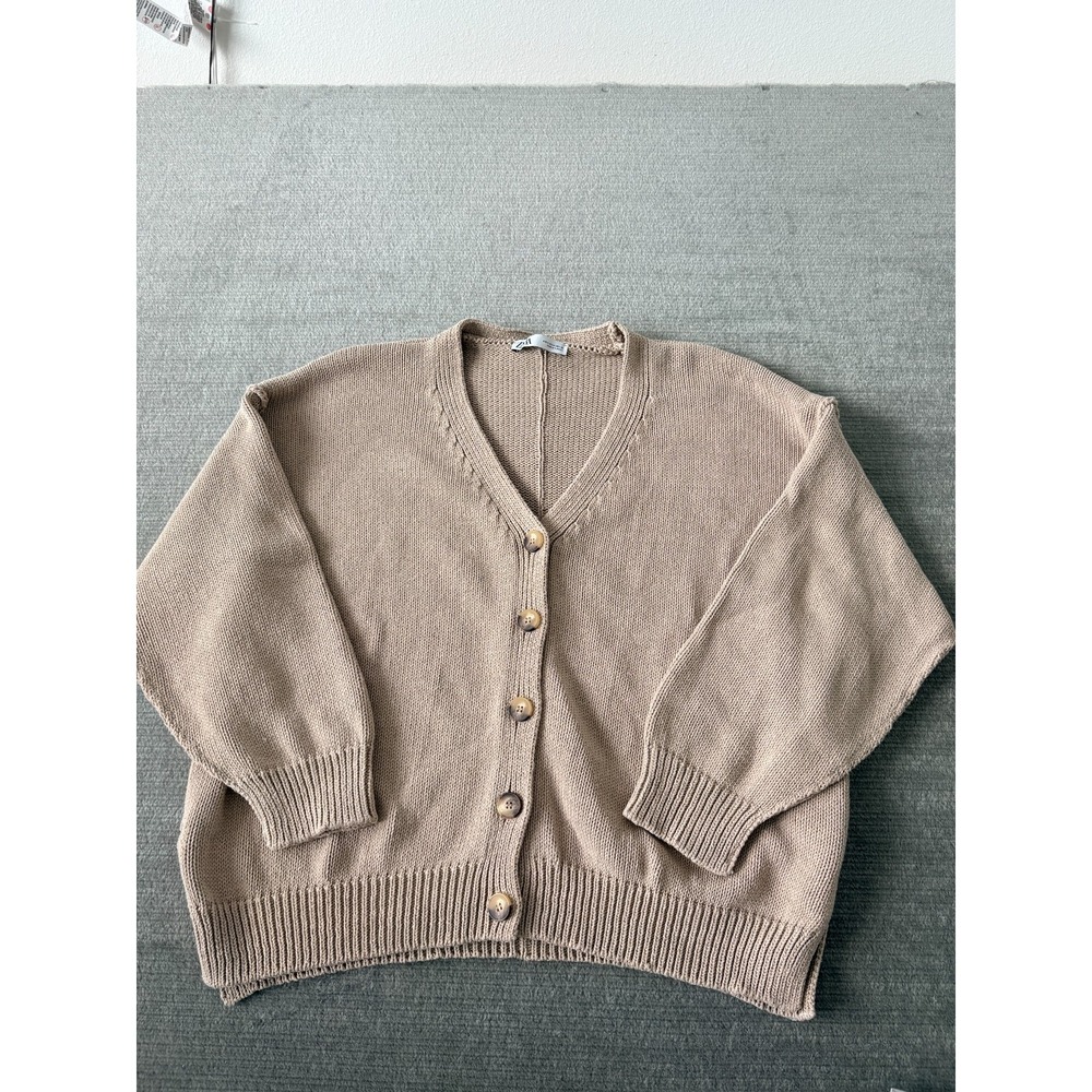 Zara Cardigan Sweater Womens M Beige Soft Stretch Casual Knit Classic Minimalist